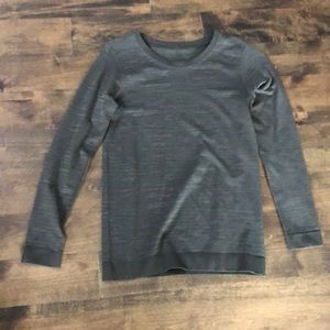 Lululemon swiftly breathe long sleeve
